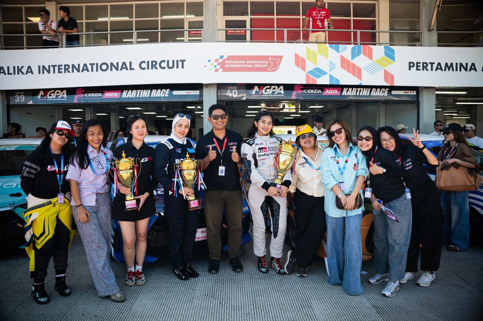 Queens of the Circuit: When Women Show Off Their Skills at the Mandalika Kartini Race